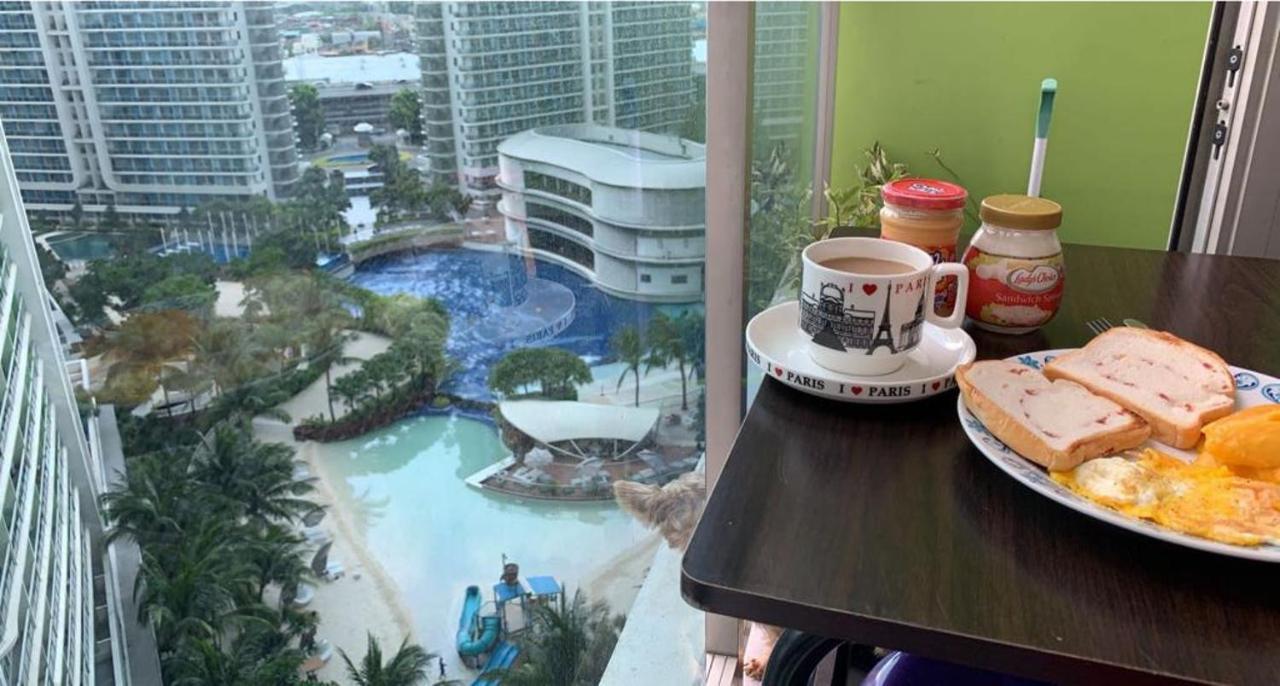 Azure Urban Resort Paranaque City Экстерьер фото