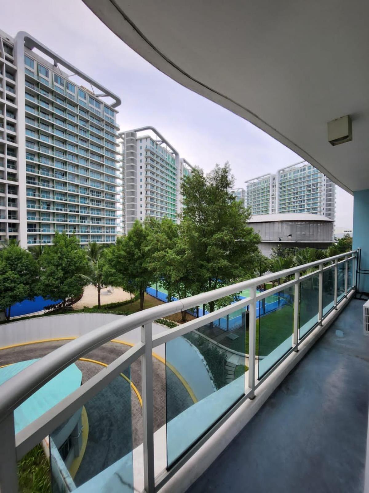 Azure Urban Resort Paranaque City Экстерьер фото